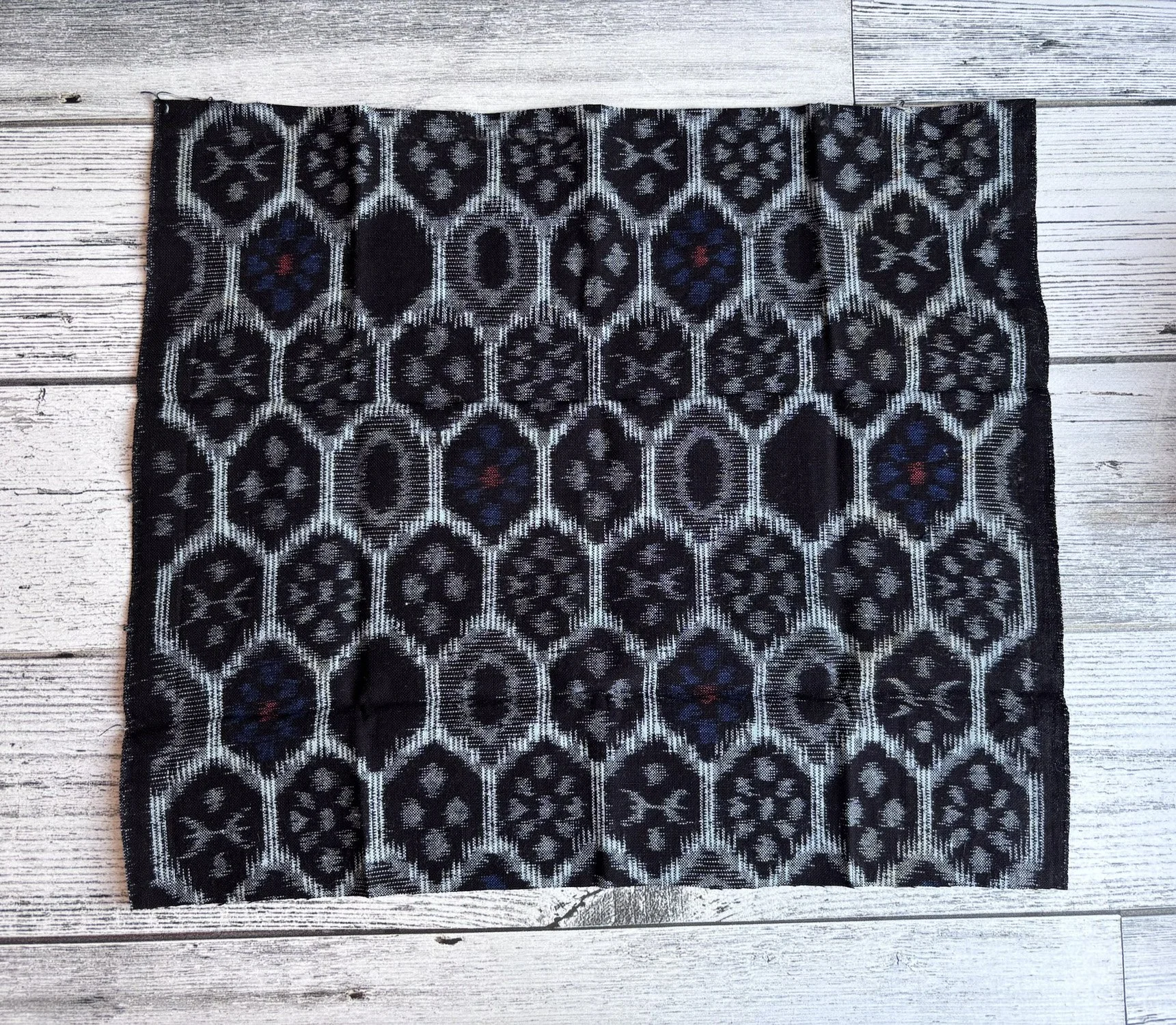NEW Vintage Japanese textiles pack - small kasuri, large or colour